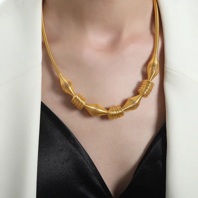 Golden Glow Retro Pendant Necklace for Women by Planderful - Everyday Genie Collection