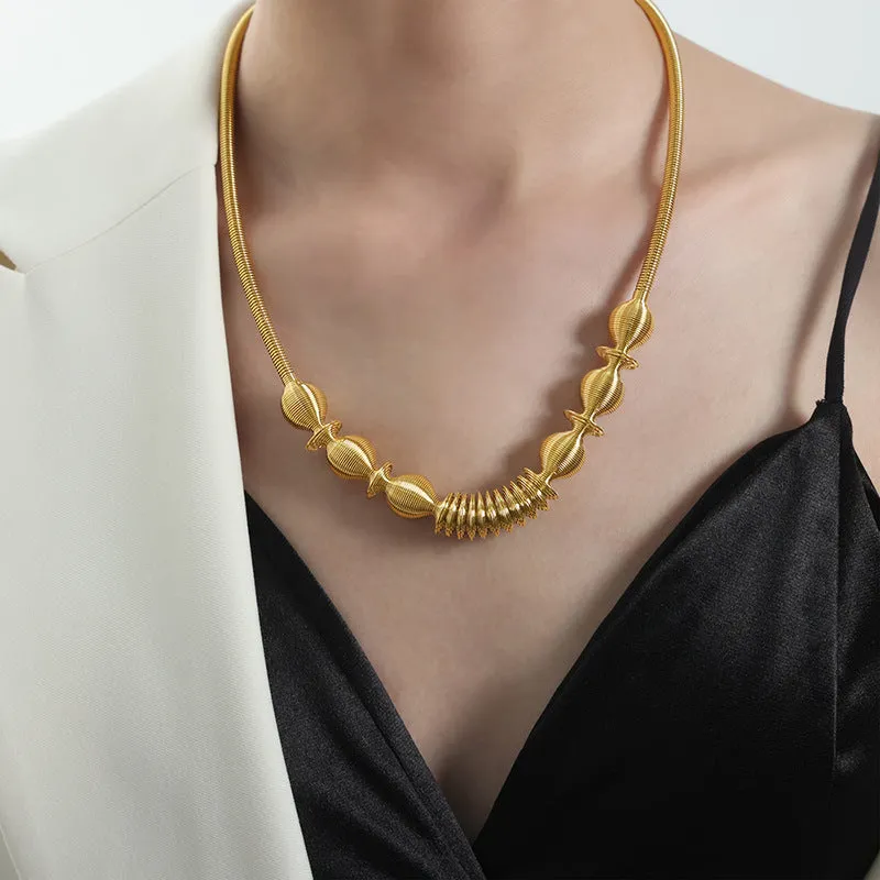 Golden Glow Retro Pendant Necklace for Women by Planderful - Everyday Genie Collection