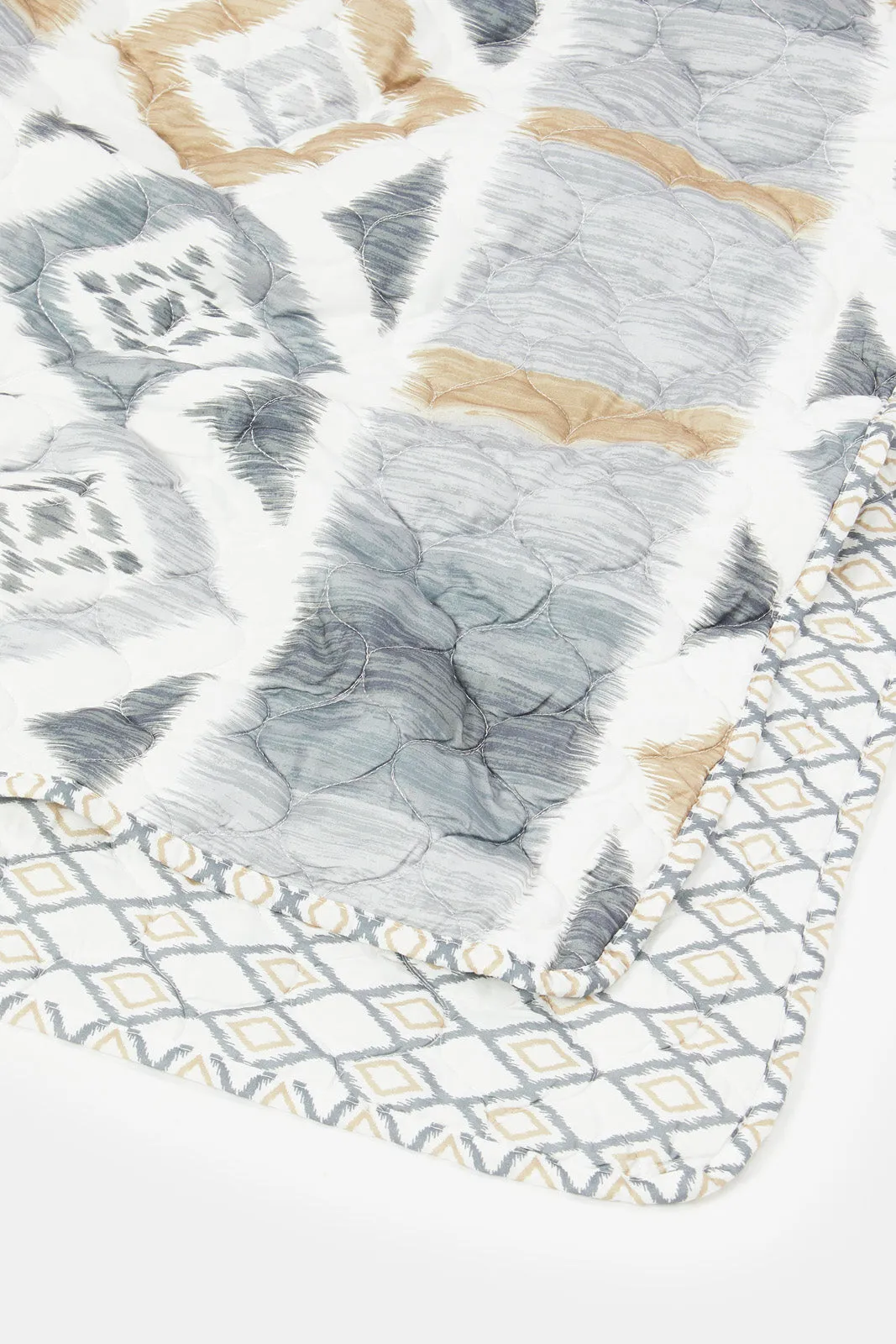 Grey 3-Piece Geometric Printed Quilt Set (Double Size)