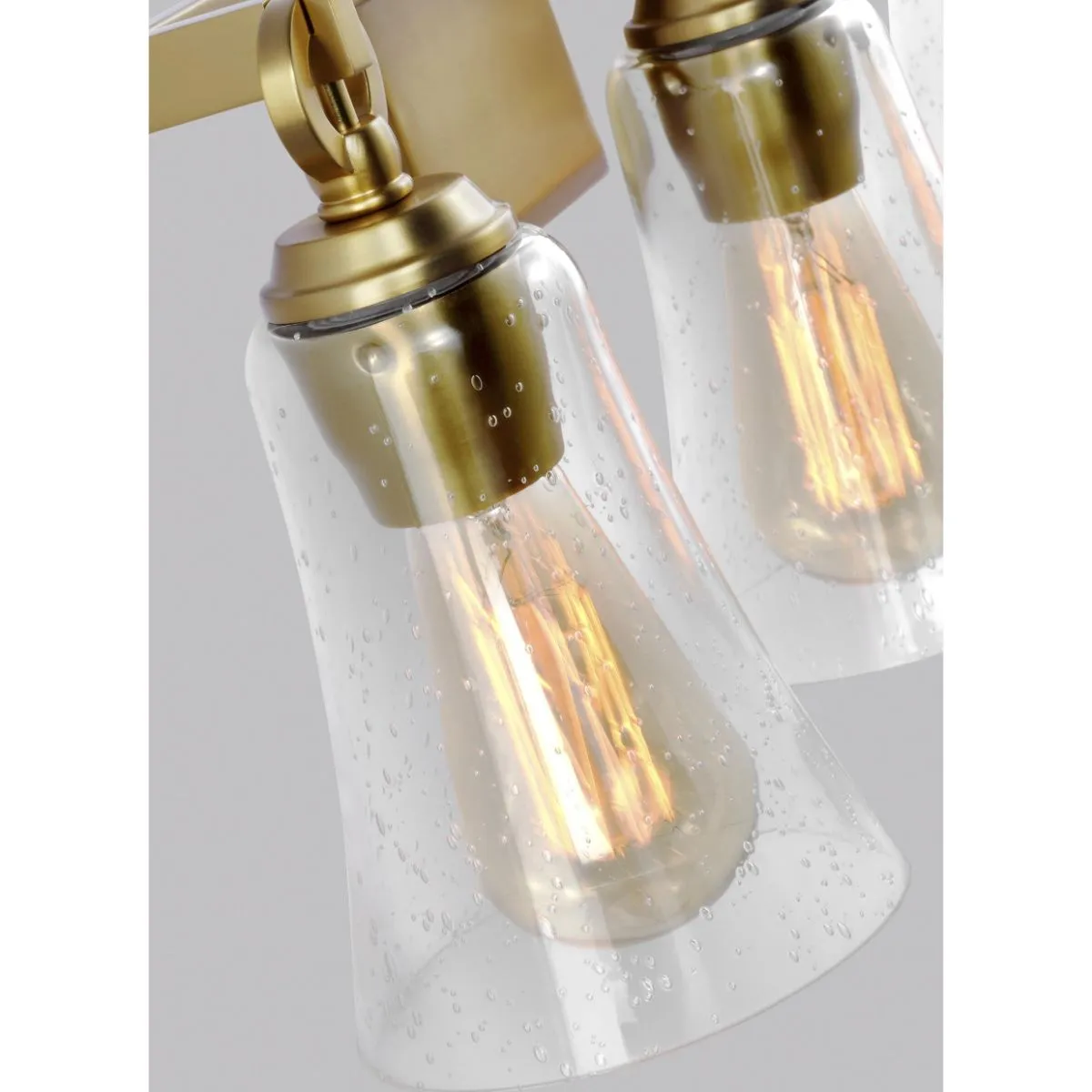 Monterro 22 in. 3 lights Vanity Light Brass Finish