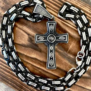 Pendant - Celtic Guardian Cross - PEN700